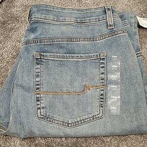 New Maurices jeans 16w long